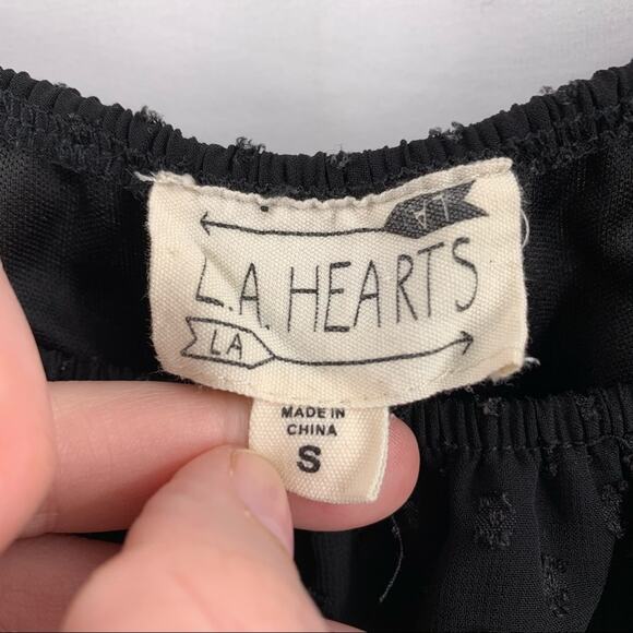 LA hearts black tassel trim crop boho top small - Picture 3 of 4